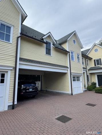 65 Sherwood Place Greenwich CT 06830