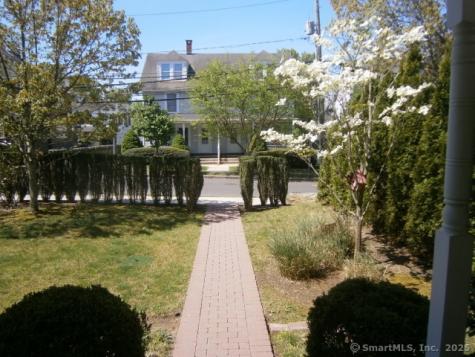 65 Sherwood Place Greenwich CT 06830