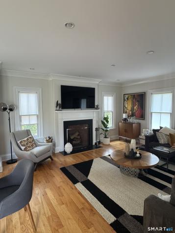 65 Sherwood Place Greenwich CT 06830