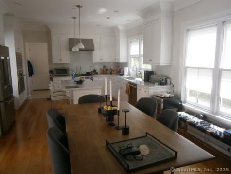 65 Sherwood Place Greenwich CT 06830