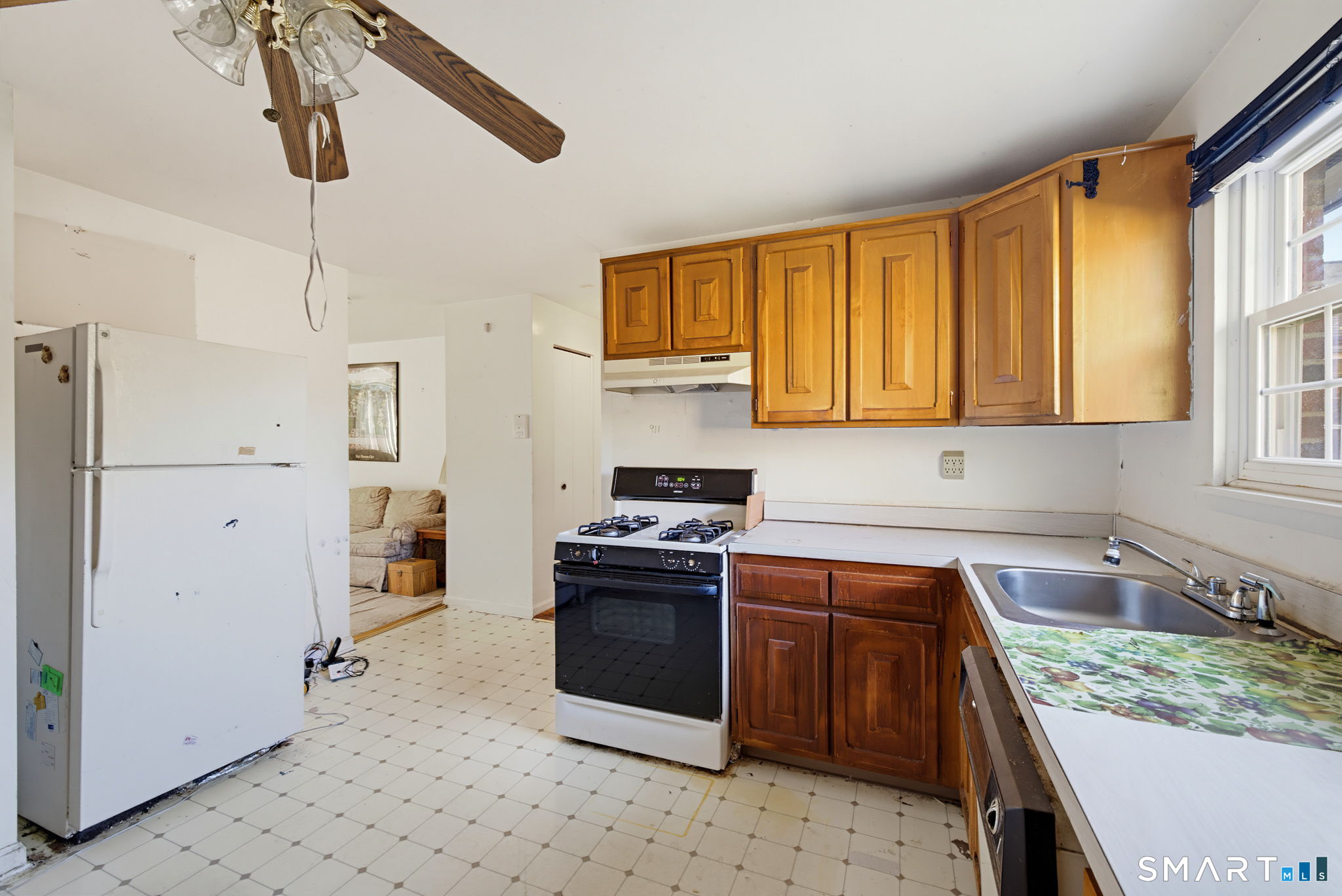 1089 Blue Hills Avenue Bloomfield CT 06002