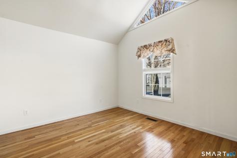 31 Saint George Place Newtown CT 06482