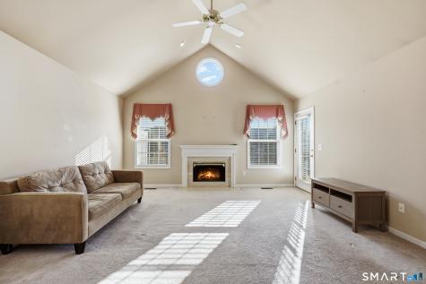 31 Saint George Place Newtown CT 06482