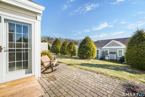 31 Saint George Place Newtown CT 06482