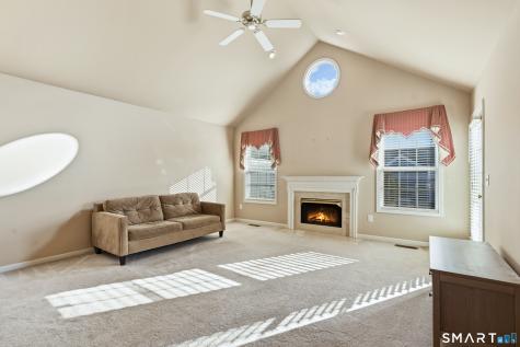 31 Saint George Place Newtown CT 06482