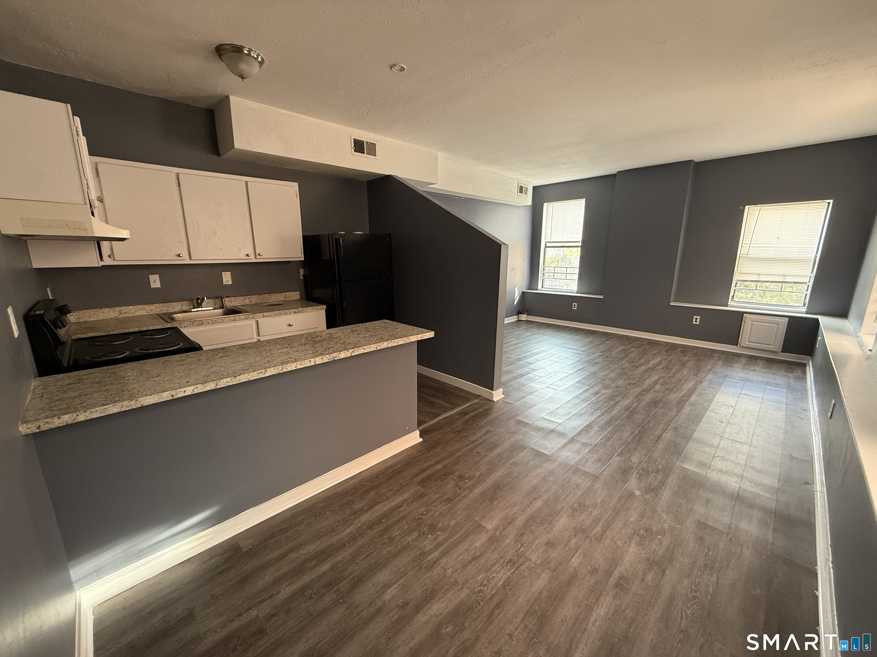 31-33 Wethersfield Avenue Hartford CT 06114
