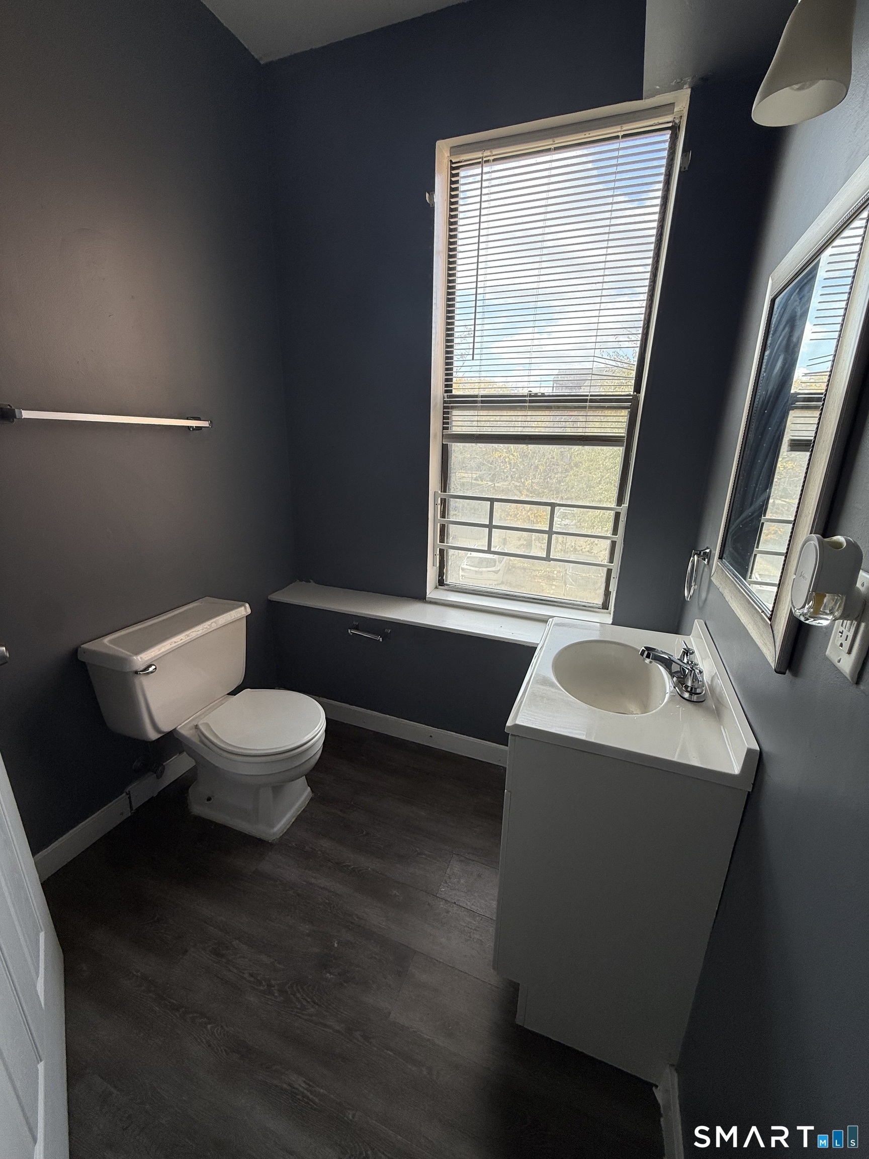 31-33 Wethersfield Avenue Hartford CT 06114