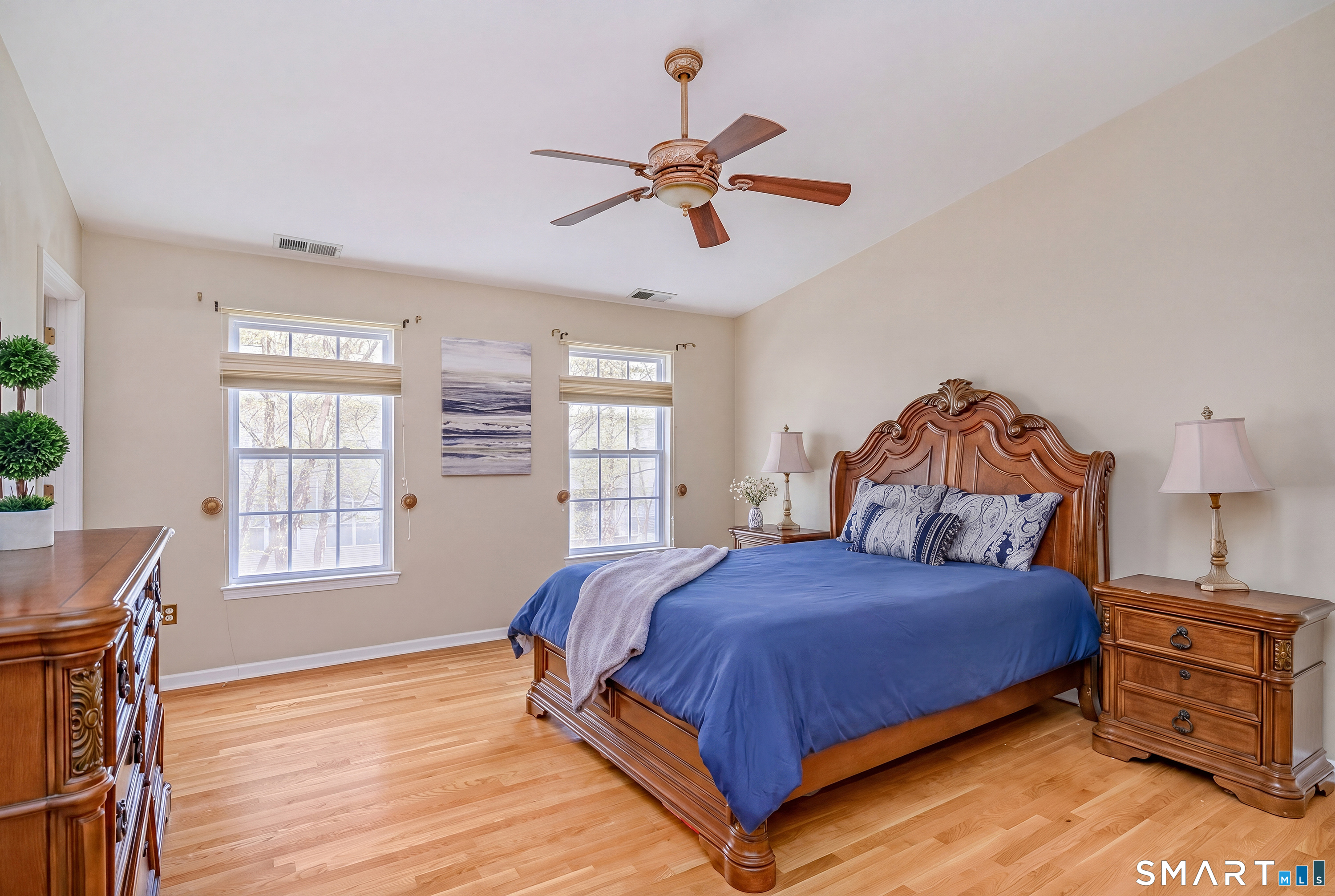 1804 Eaton Court Danbury CT 06811