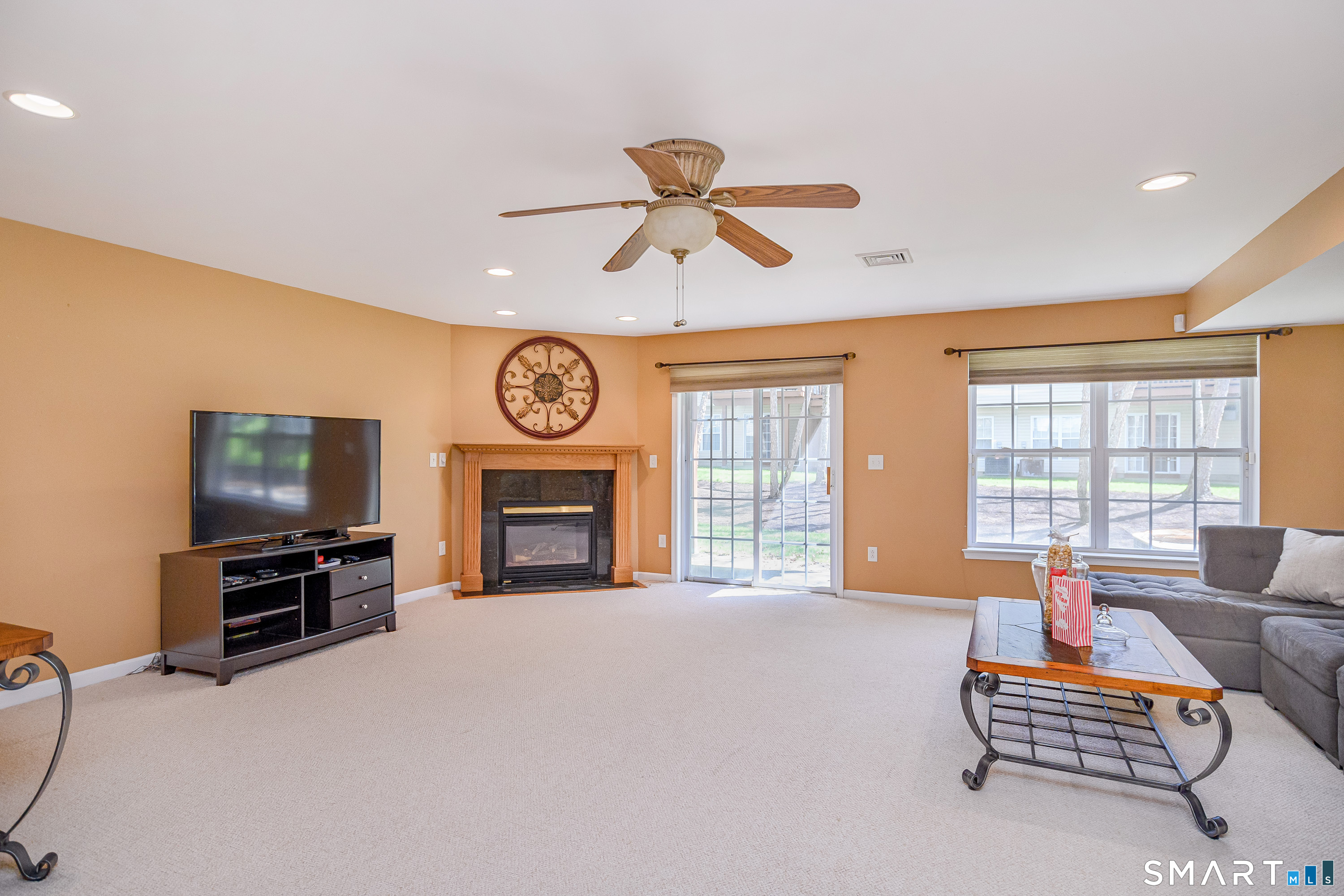 1804 Eaton Court Danbury CT 06811