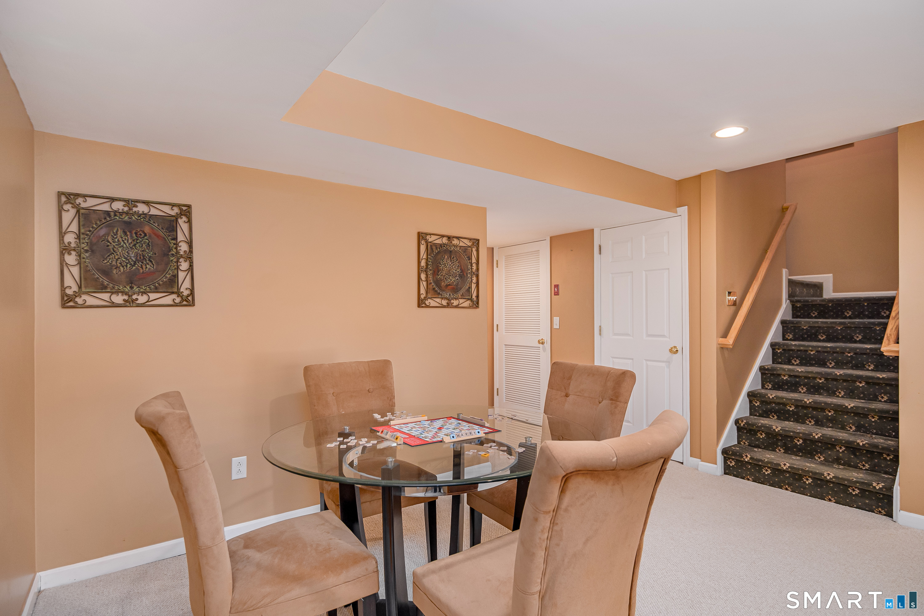 1804 Eaton Court Danbury CT 06811
