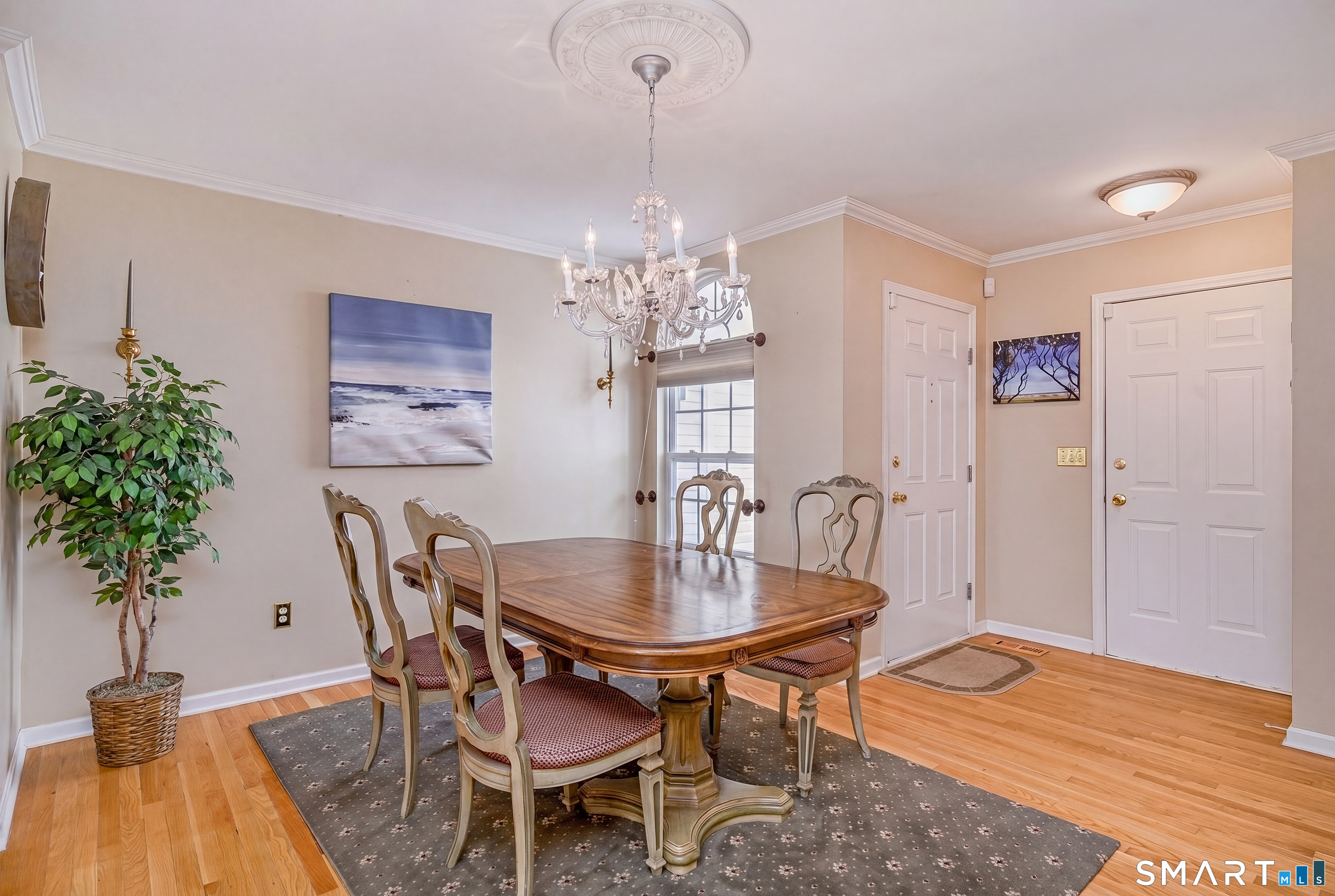 1804 Eaton Court Danbury CT 06811
