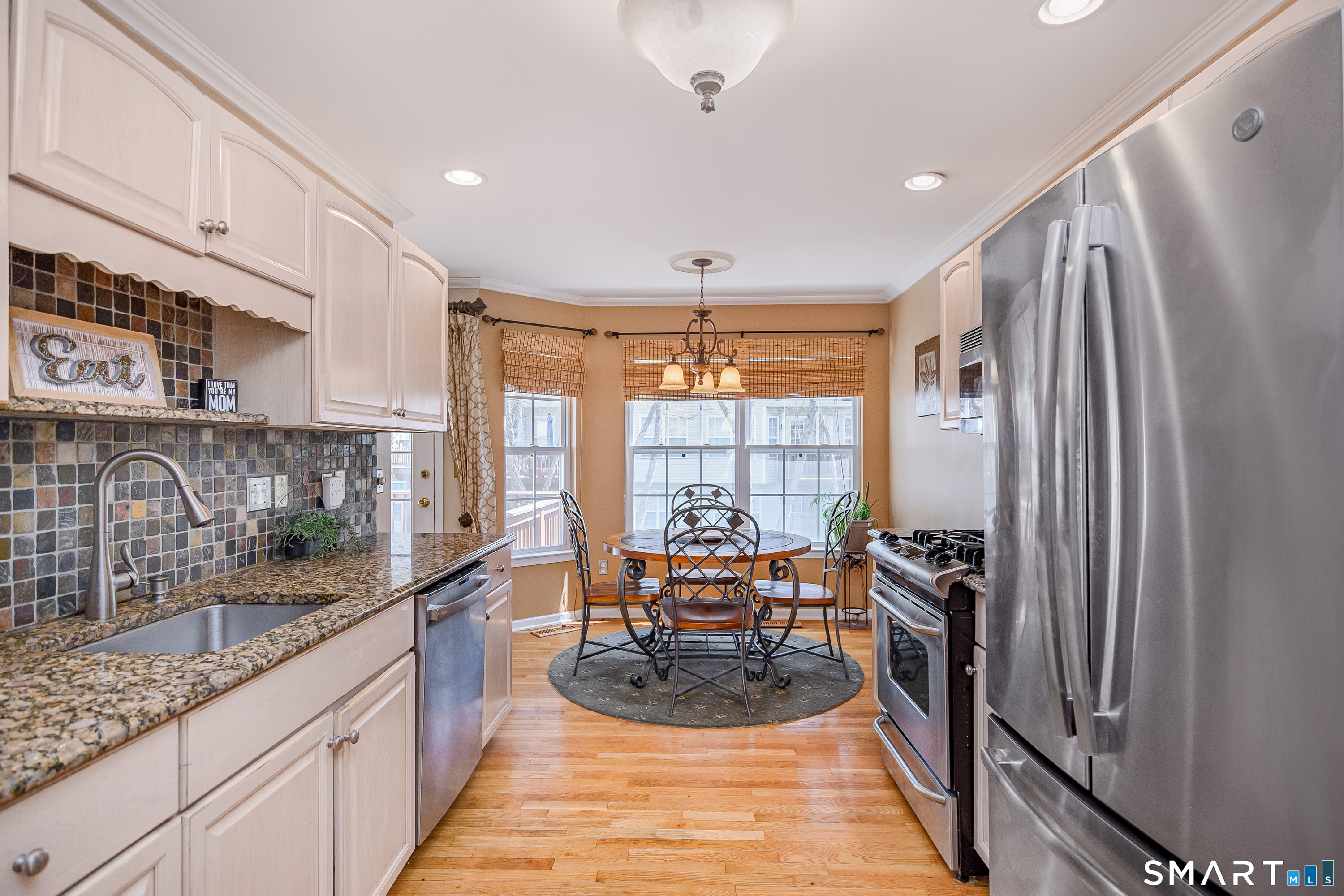 1804 Eaton Court Danbury CT 06811