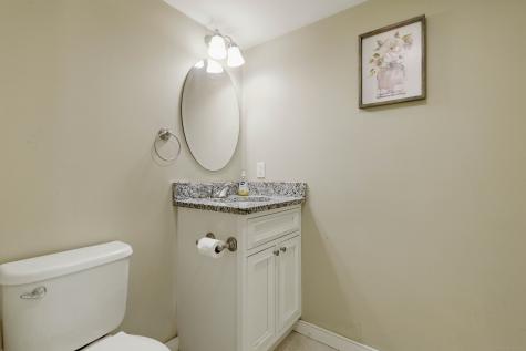 9 Brewer Street New London CT 06320