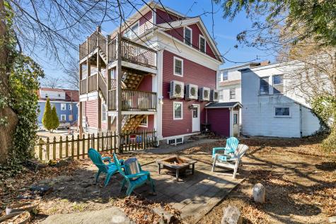 9 Brewer Street New London CT 06320