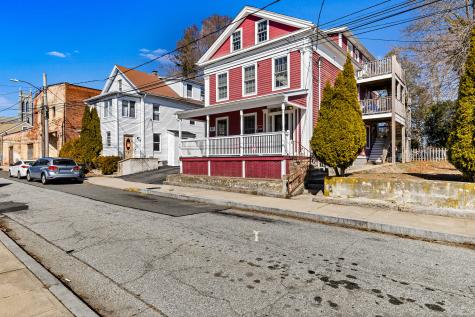 9 Brewer Street New London CT 06320