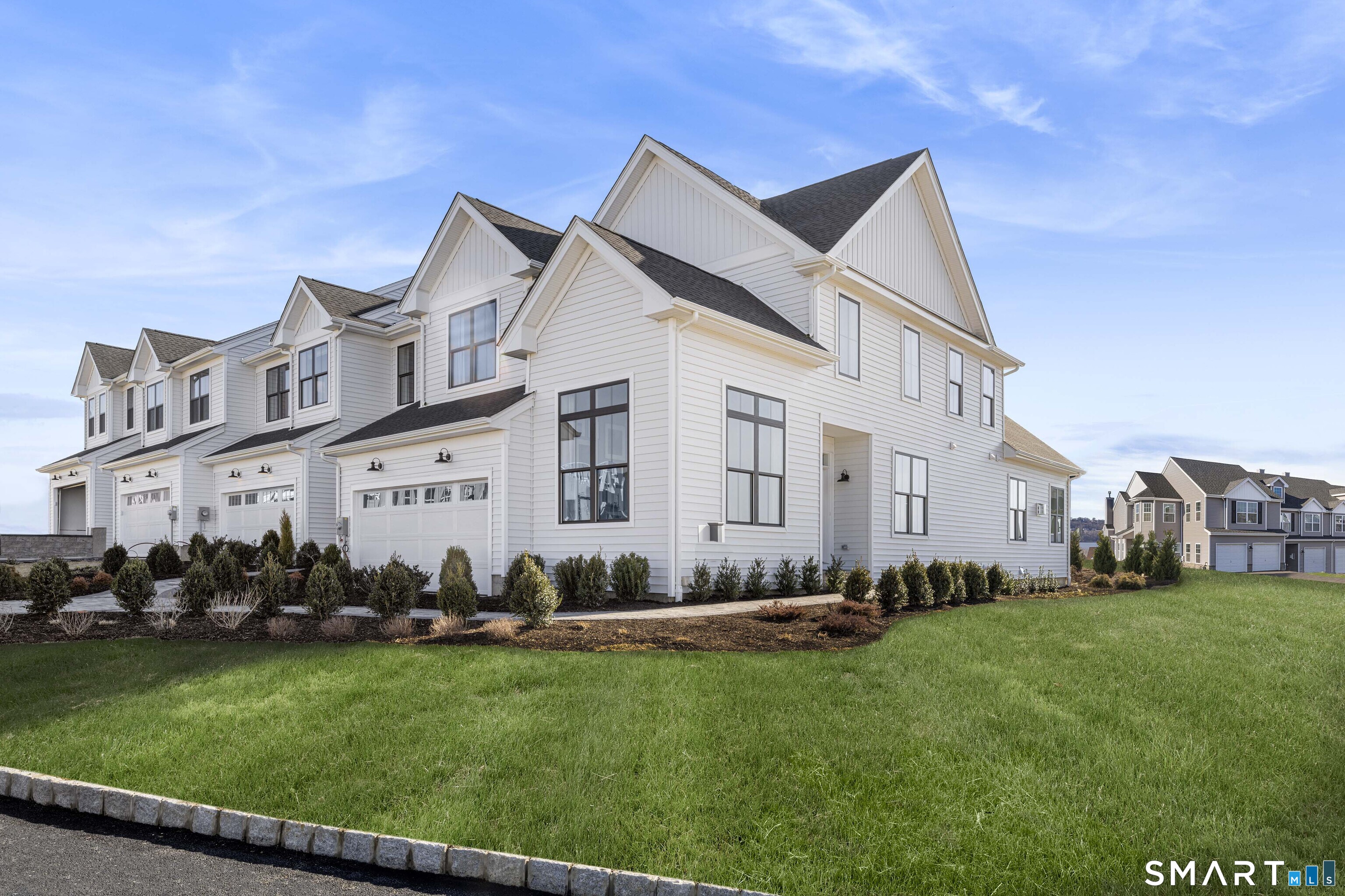 8 Elmwood Court Brookfield CT 06804