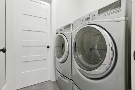 7 Gravel Street Groton CT 06355