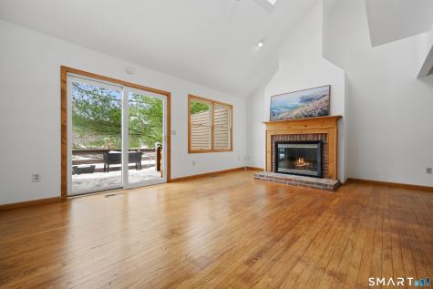 21 Rockview Circle Monroe CT 06468