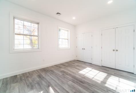 1154 Poquonnock Road Groton CT 06340
