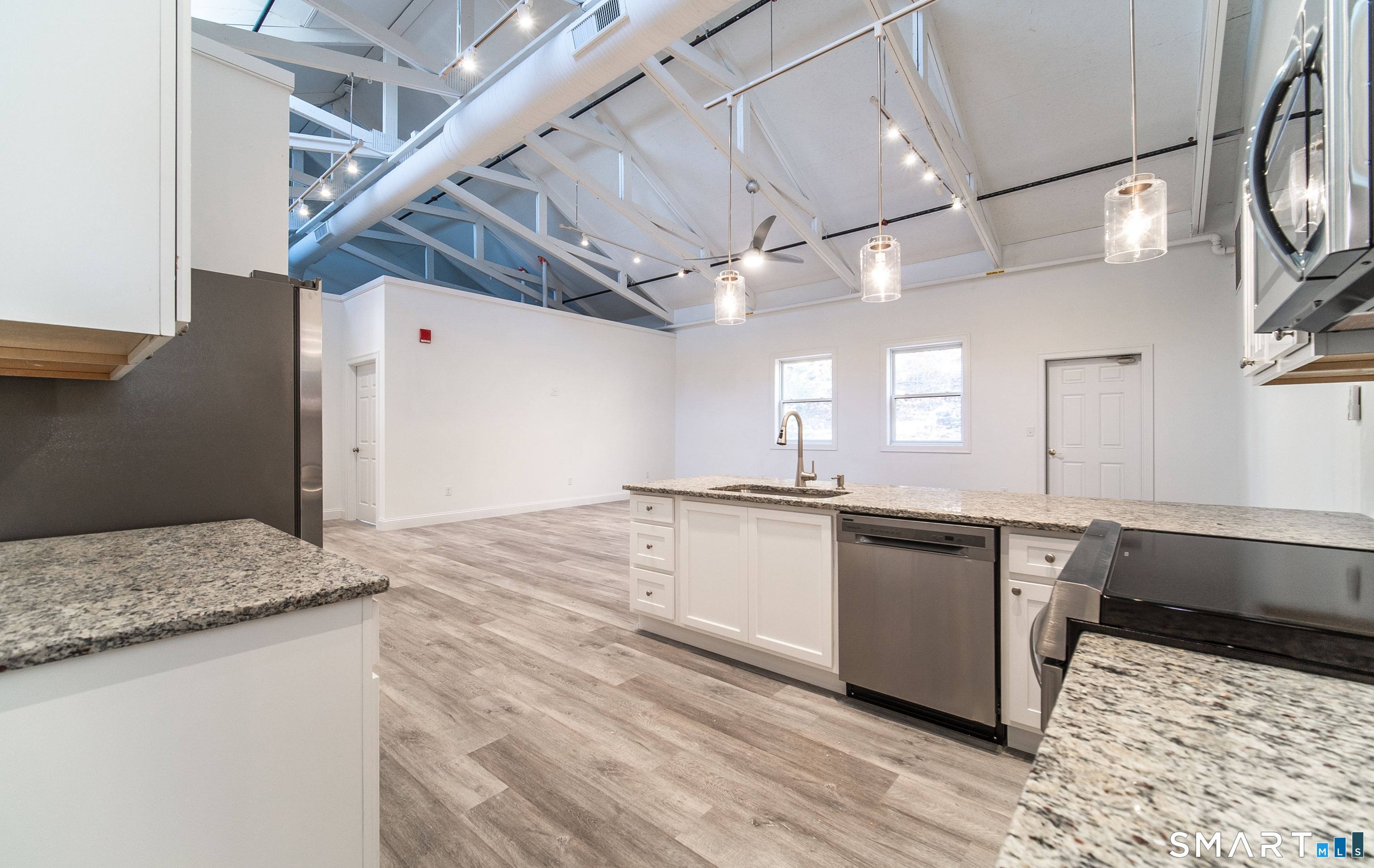 1154 Poquonnock Road Groton CT 06340