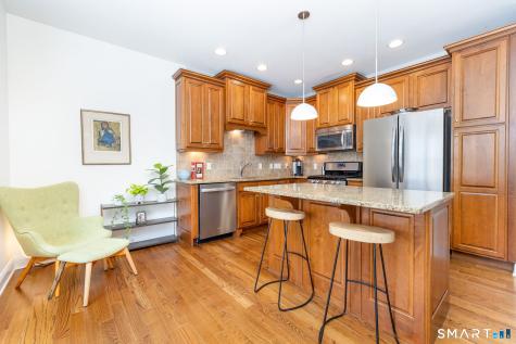 6 Lockwood Circle Bethel CT 06801
