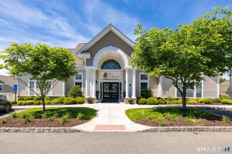 6 Lockwood Circle Bethel CT 06801