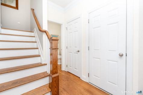 6 Lockwood Circle Bethel CT 06801
