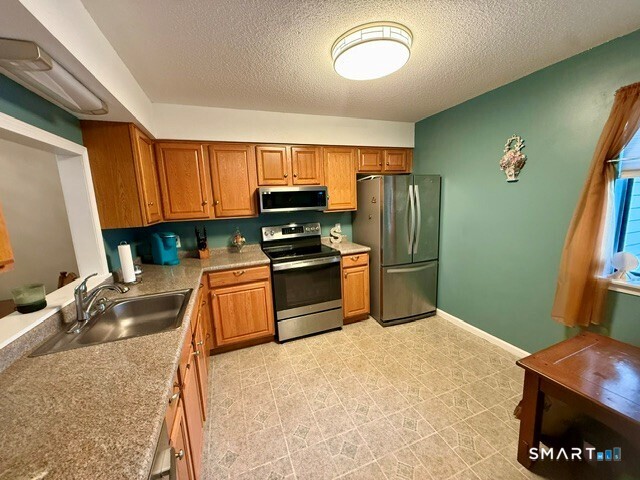 64 Simsbury Landing Simsbury CT 06070