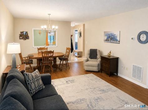 64 Simsbury Landing Simsbury CT 06070
