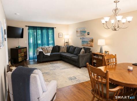 64 Simsbury Landing Simsbury CT 06070