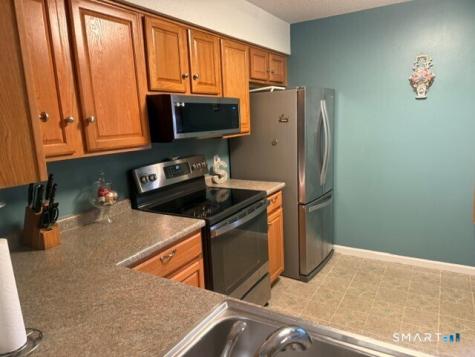 64 Simsbury Landing Simsbury CT 06070