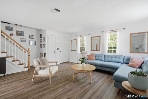 514 Dowd Avenue Canton CT 06019