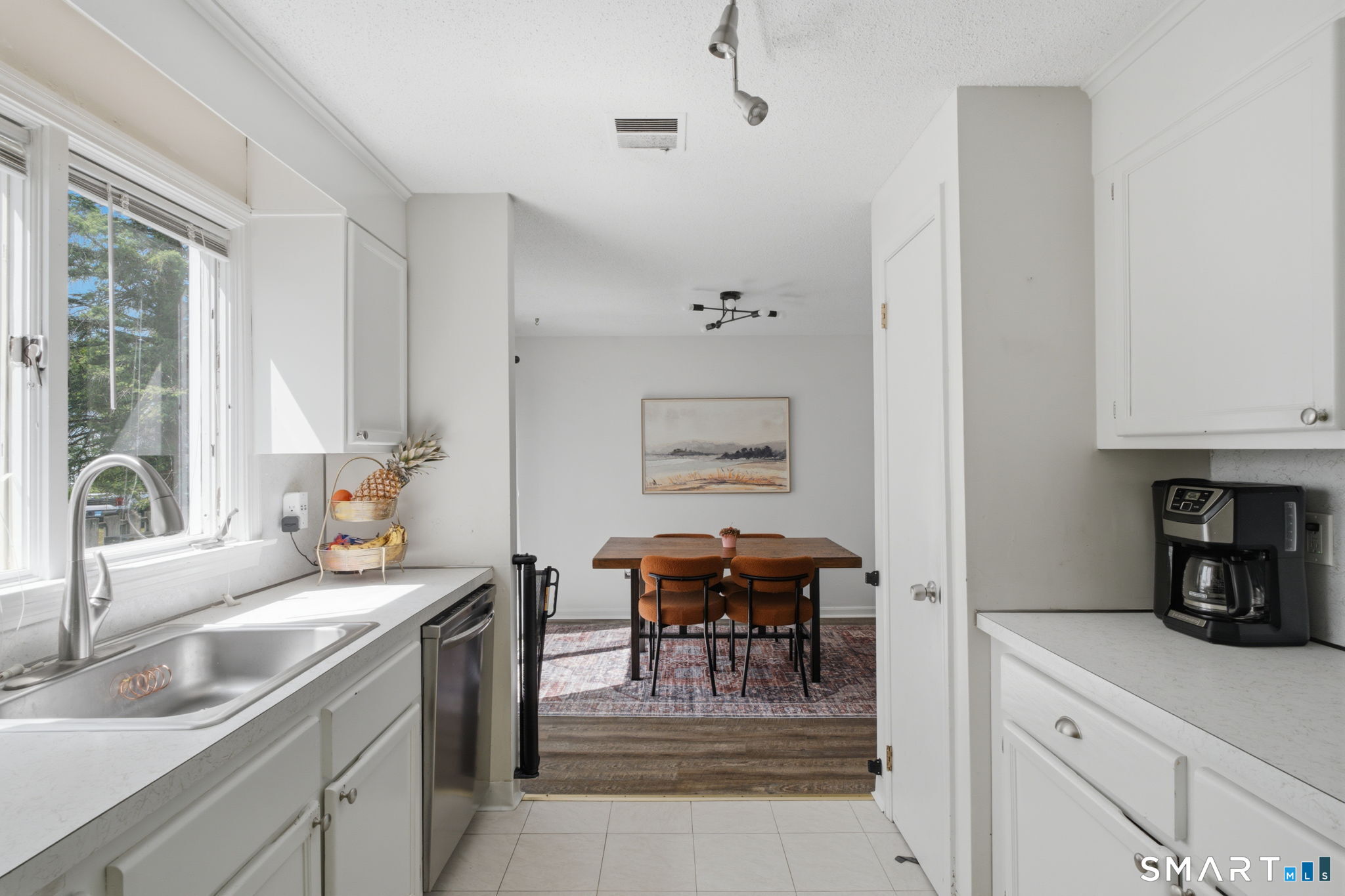 514 Dowd Avenue Canton CT 06019