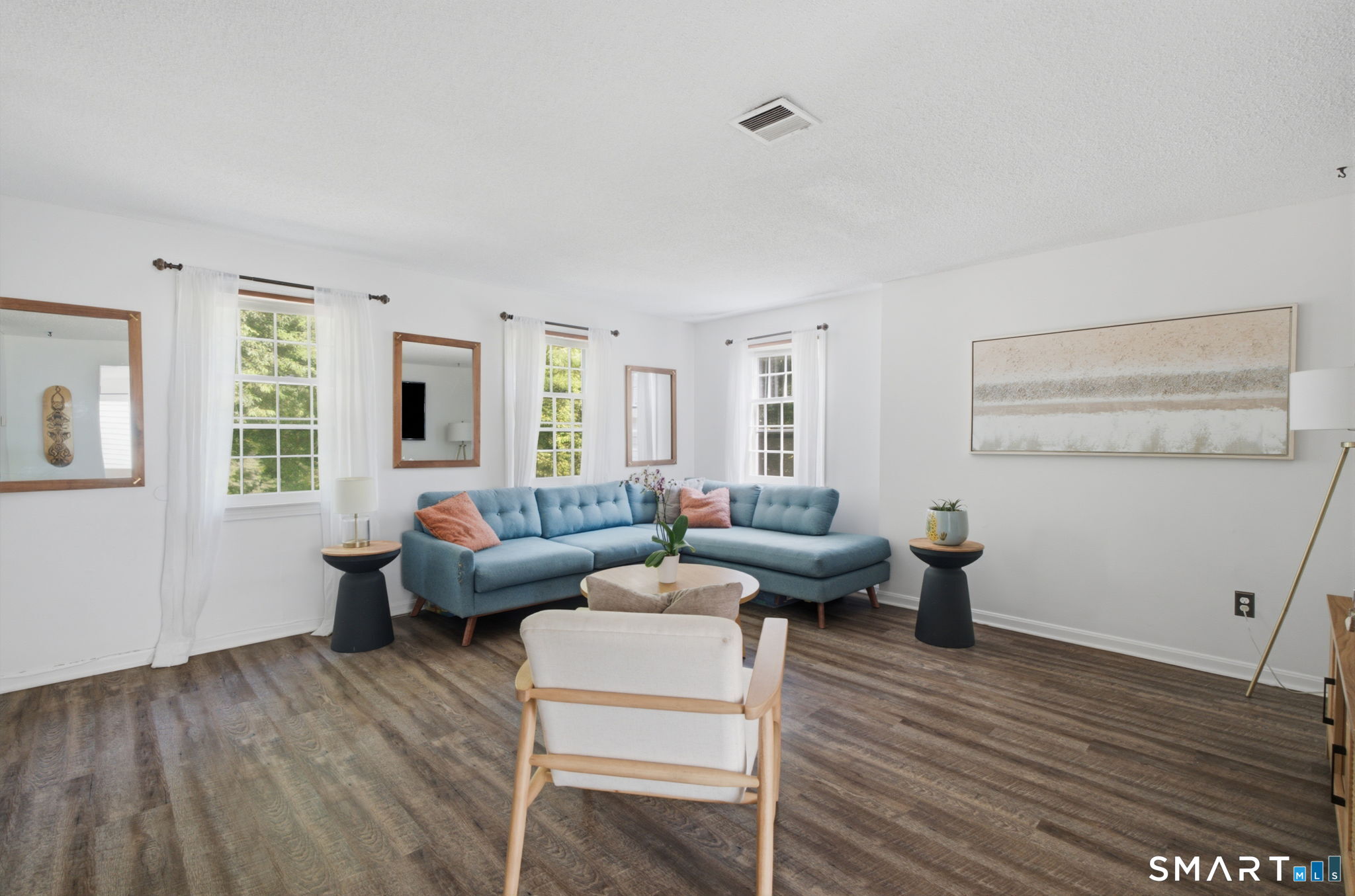 514 Dowd Avenue Canton CT 06019