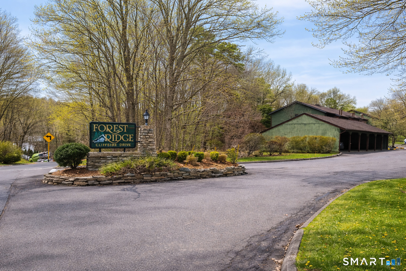 81 Cliffside Drive Manchester CT 06042