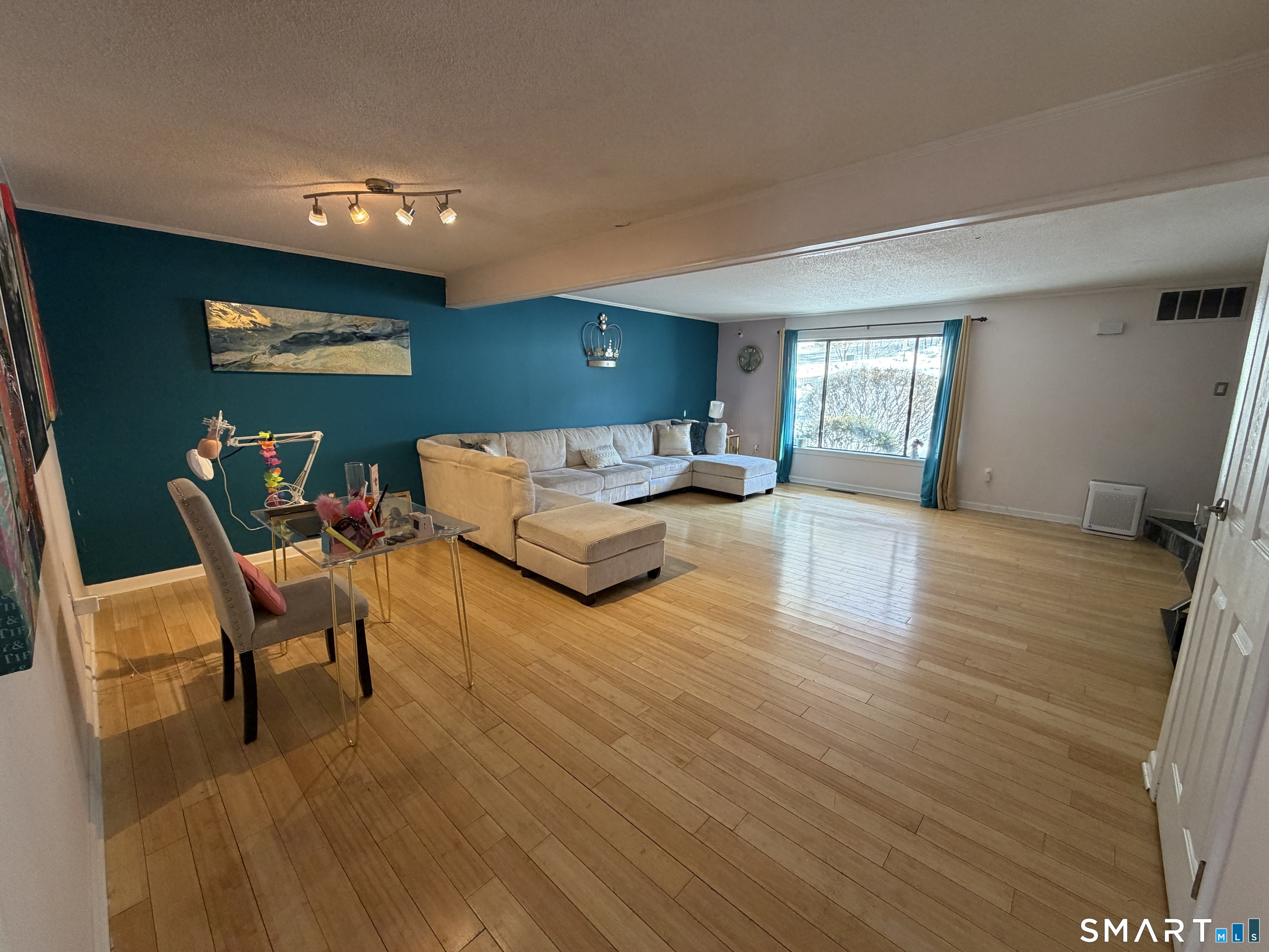 81 Cliffside Drive Manchester CT 06042