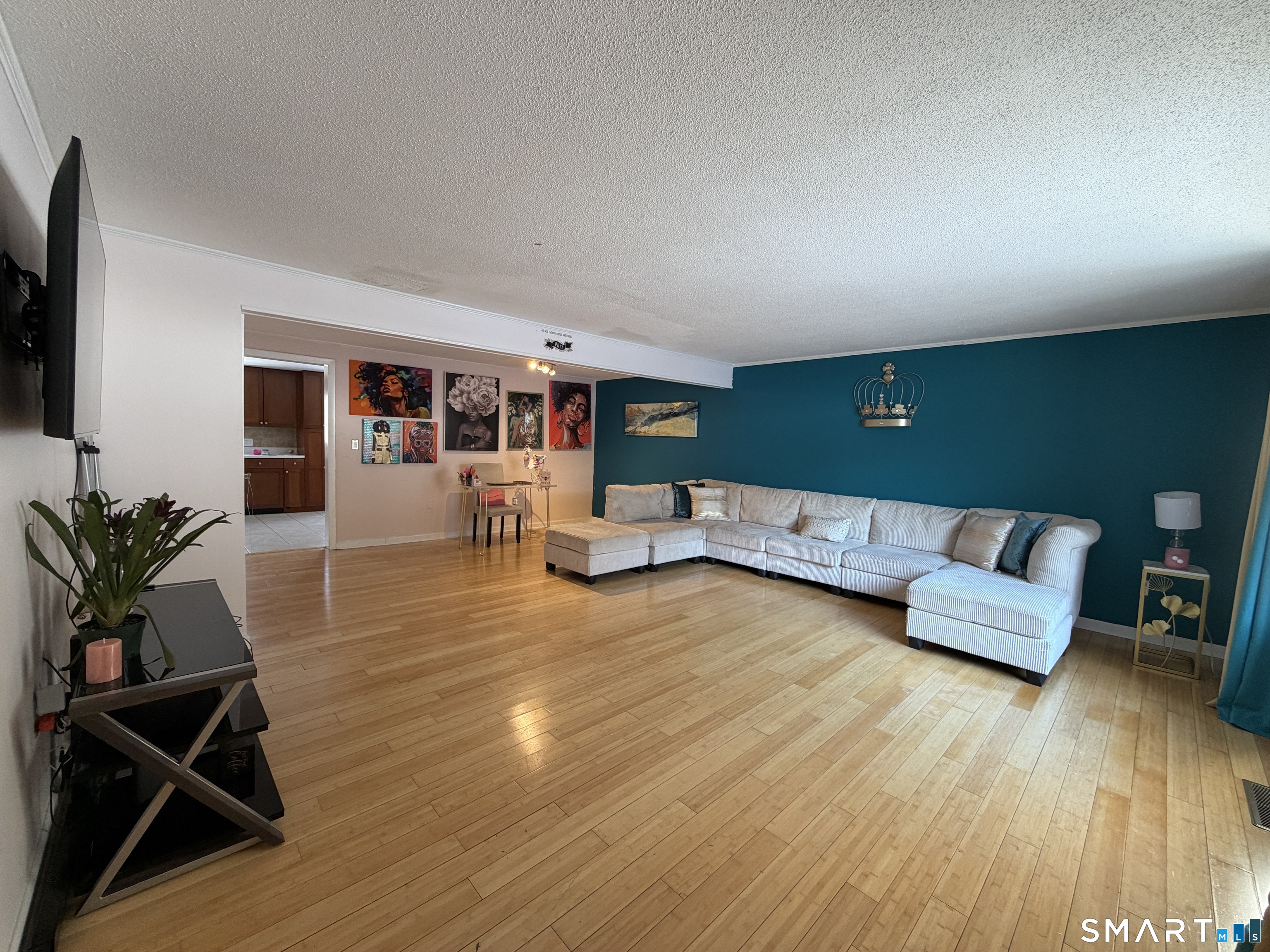 81 Cliffside Drive Manchester CT 06042