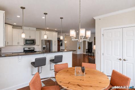 832 Brookside Court Newtown CT 06470