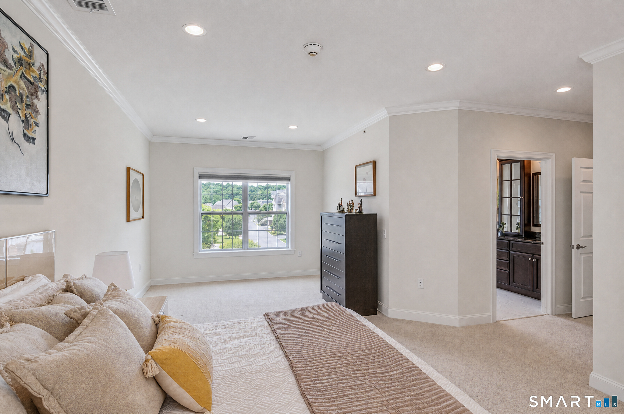 832 Brookside Court Newtown CT 06470