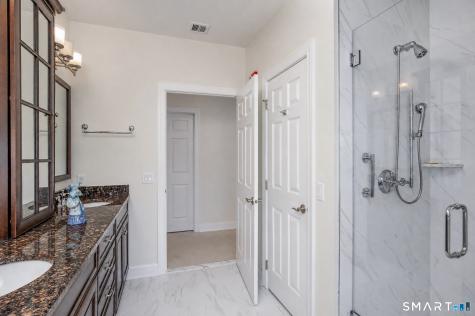 832 Brookside Court Newtown CT 06470