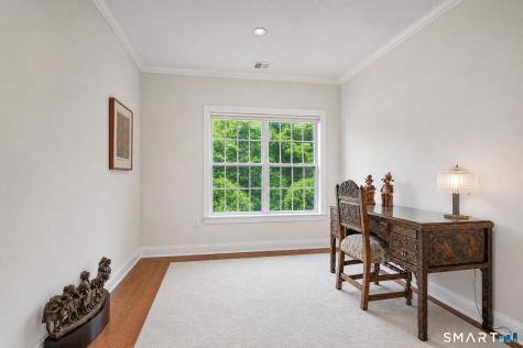 832 Brookside Court Newtown CT 06470