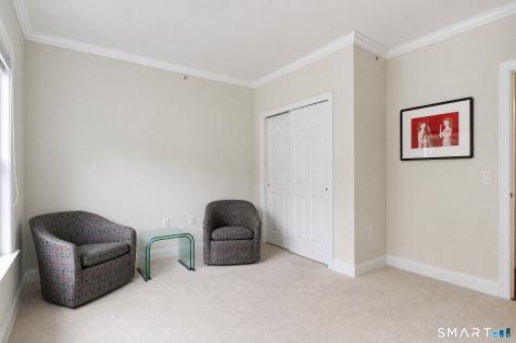 832 Brookside Court Newtown CT 06470