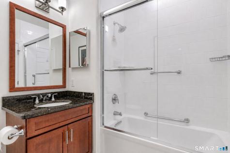 832 Brookside Court Newtown CT 06470