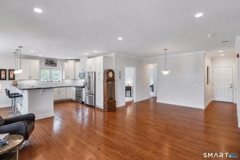 832 Brookside Court Newtown CT 06470