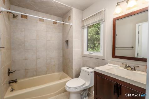 29 Twin Oaks New Milford CT 06776