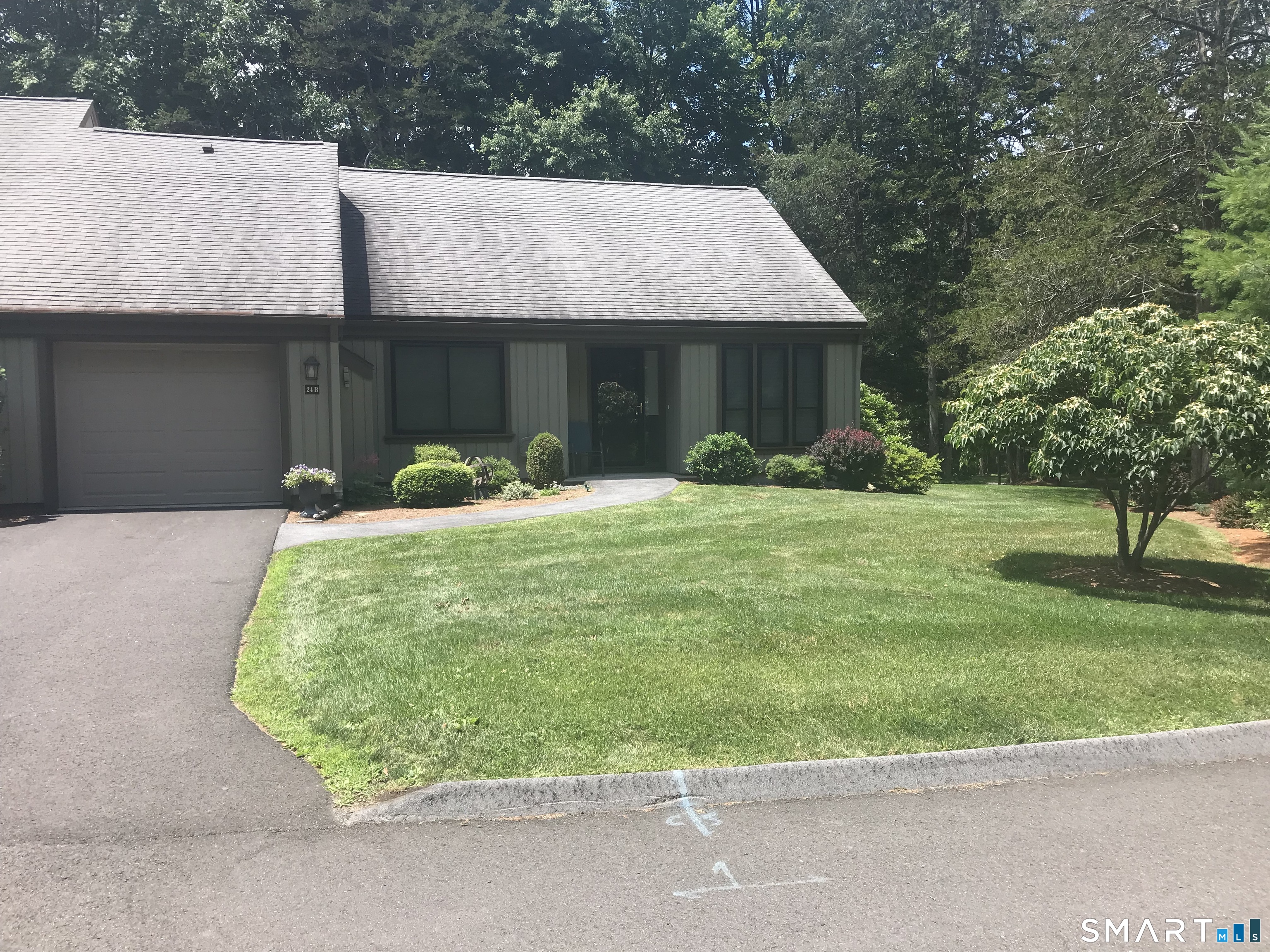 24-B Heritage Crest Southbury CT 06488