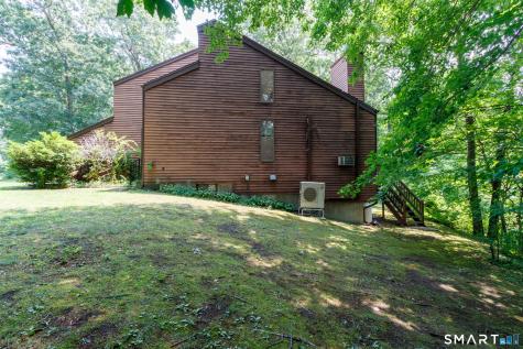 9 Sandy Brook Road Clinton CT 06413