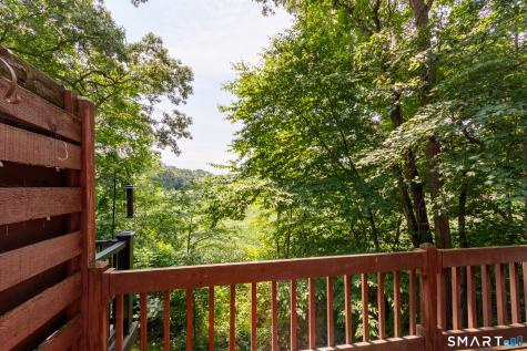 9 Sandy Brook Road Clinton CT 06413