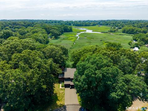 9 Sandy Brook Road Clinton CT 06413