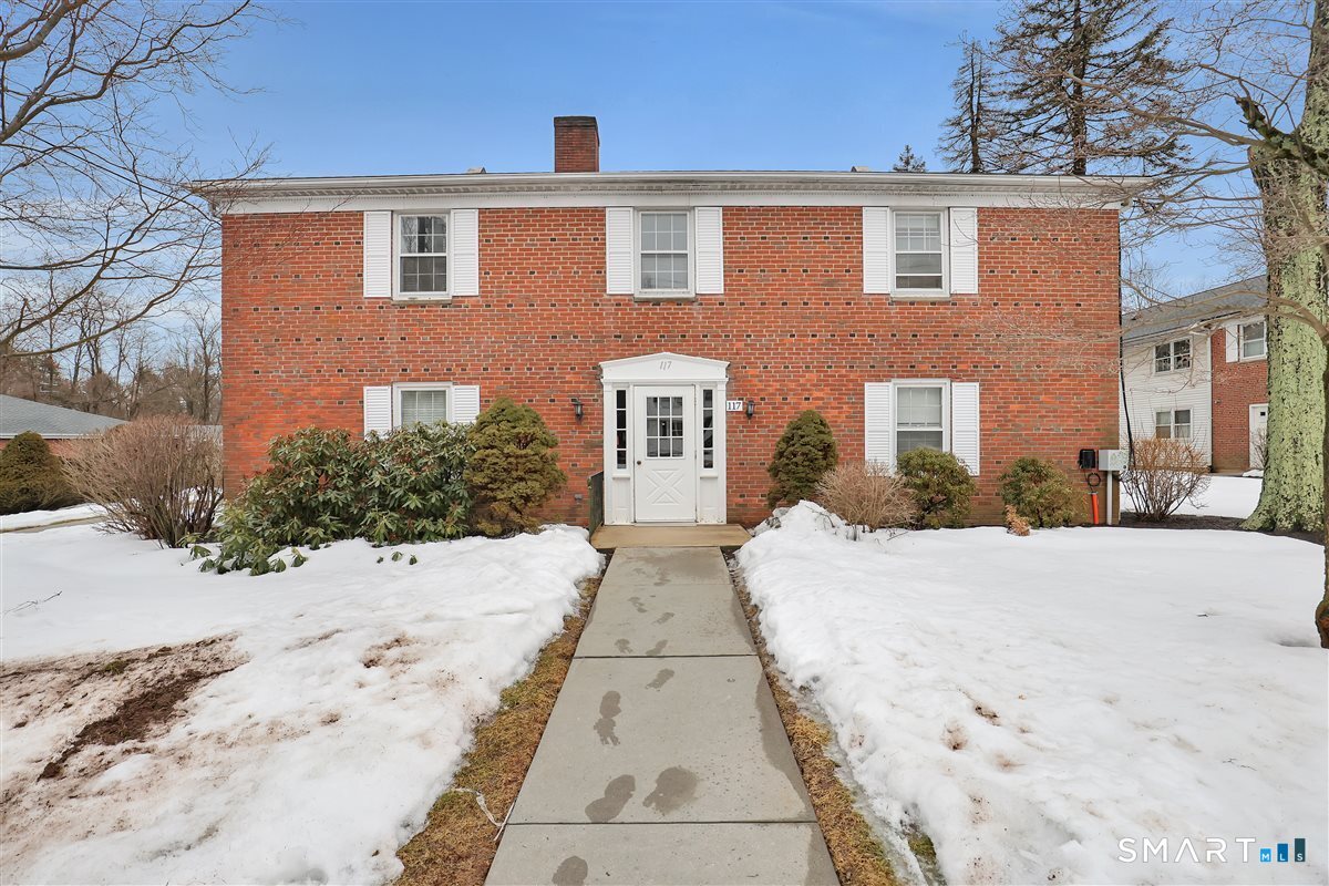 117 Shadow Lane West Hartford CT 06110
